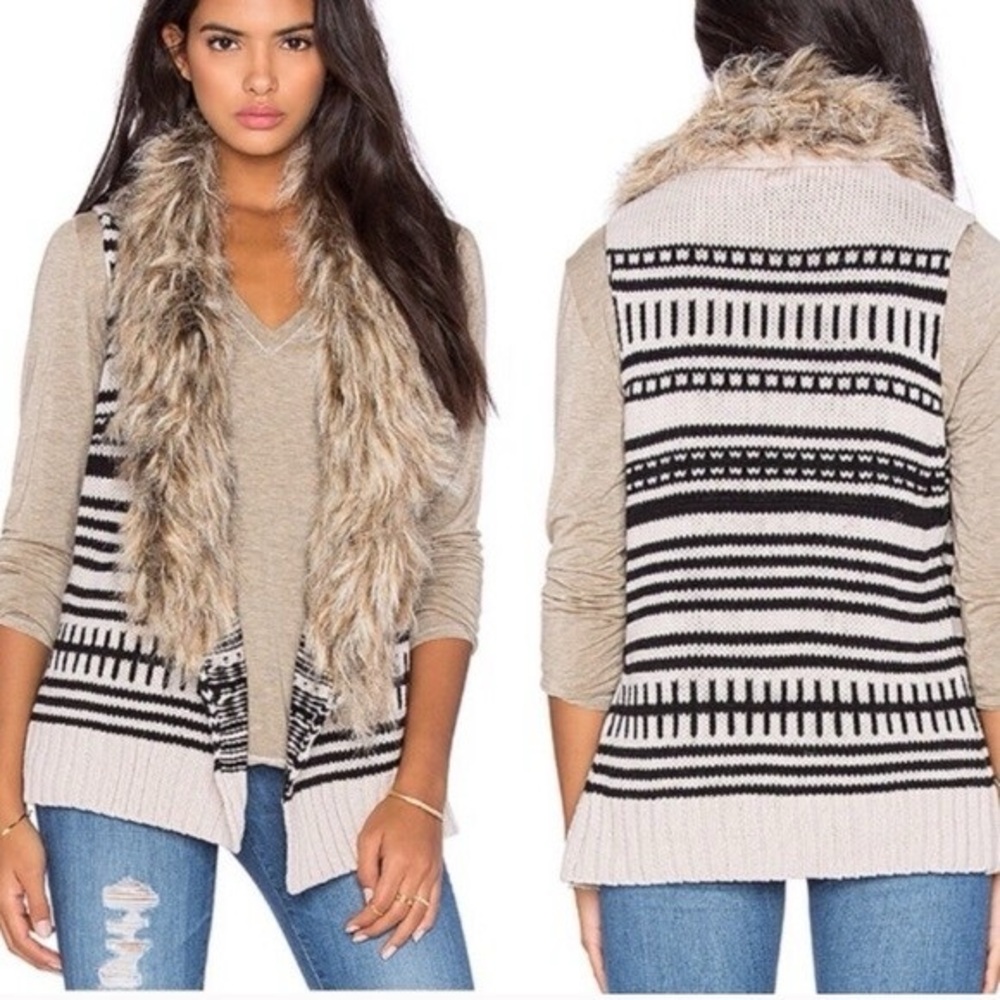 BB Dakota Open Sweater Vest Sm Faux Fur Trim Black Cream Stripes Boho Chic